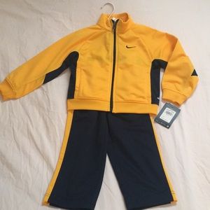 Nike 2 piece set. New with tags!